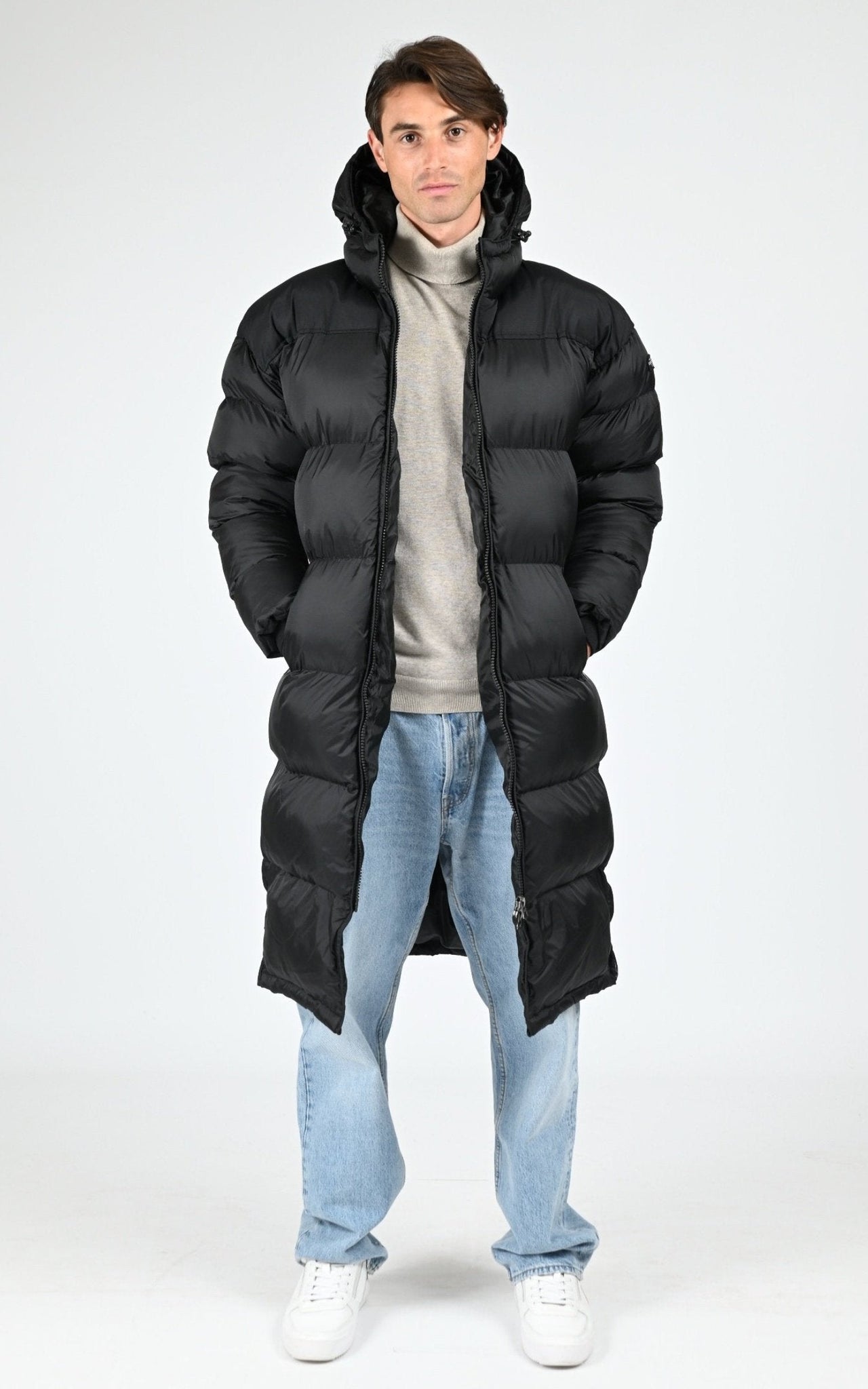 Doudoune longue à capuche noir