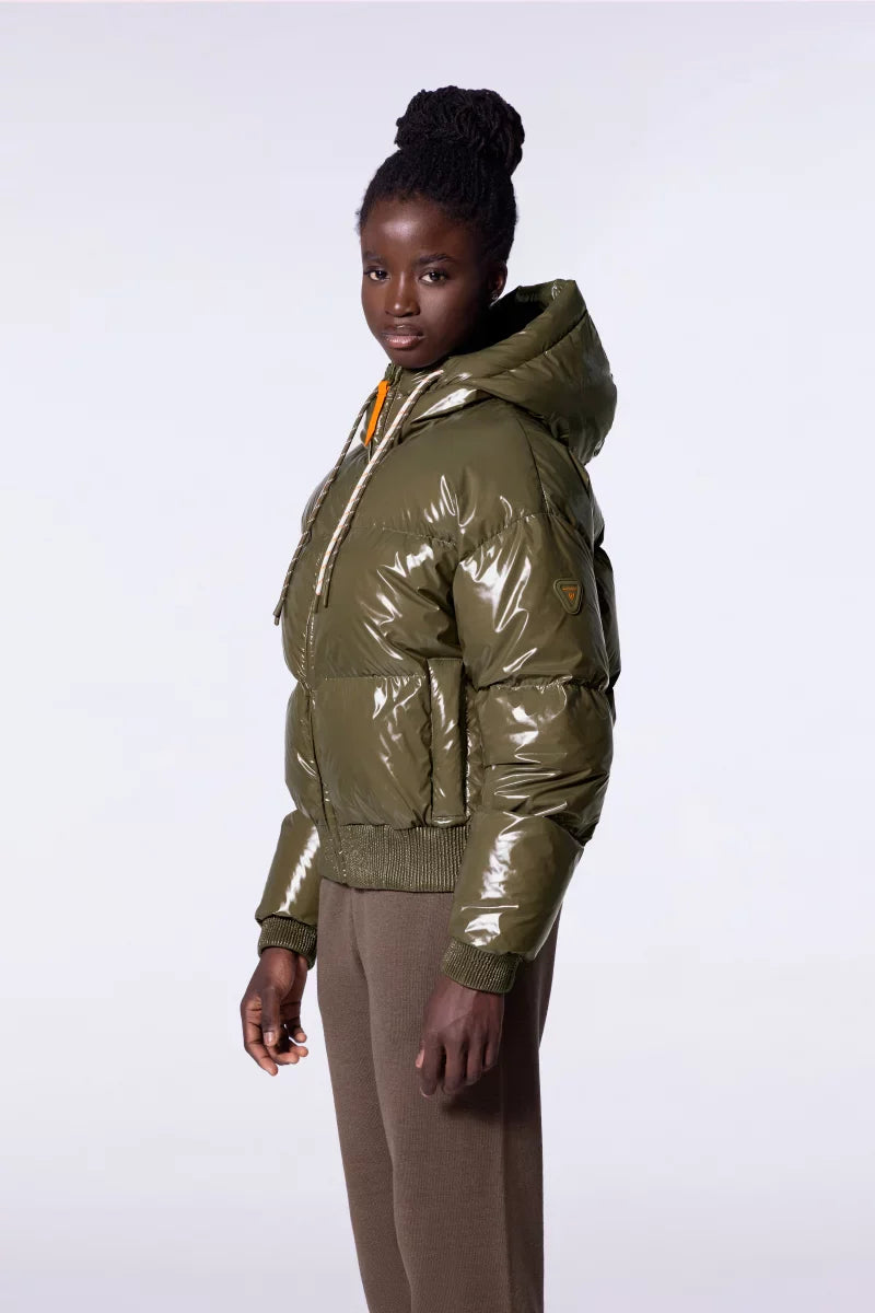 Doudoune courte brillante Nine